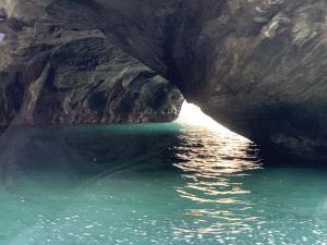 堂ヶ島の青の洞窟の画像